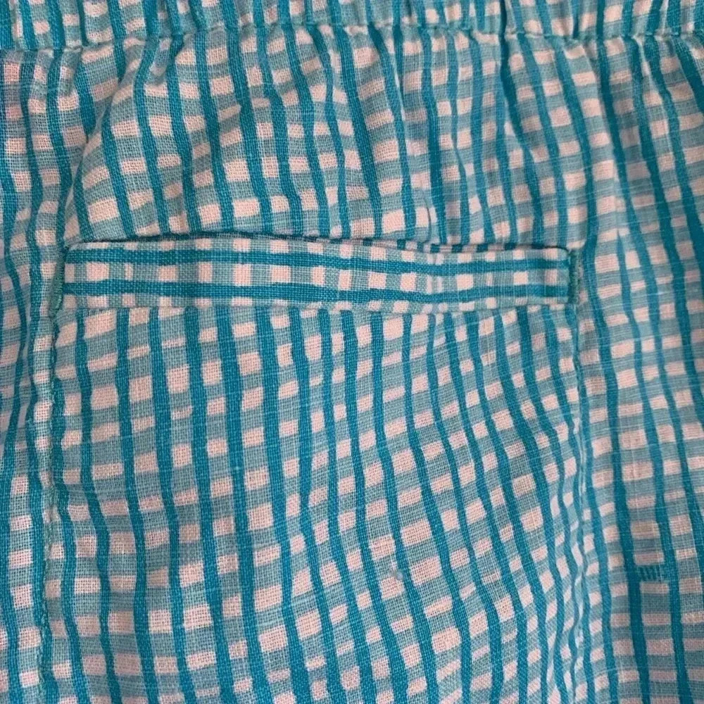 Lilly Pulitzer Lagoon 100% Linen Seabreeze
Blue Along The Same Line Shorts (S) - Picture 5 of 10